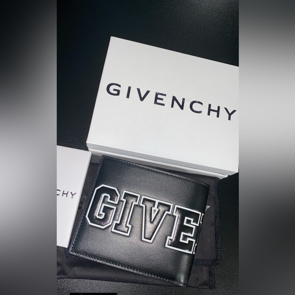 Givenchy Mens Bifold Wallet